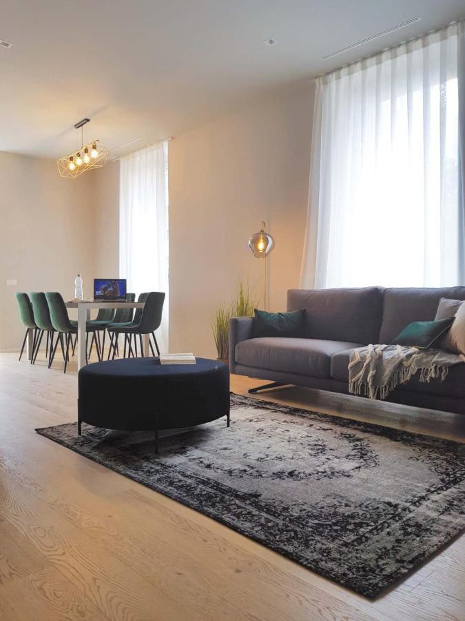 Ar Boutique Apartments แบร์กาโม ภายนอก รูปภาพ